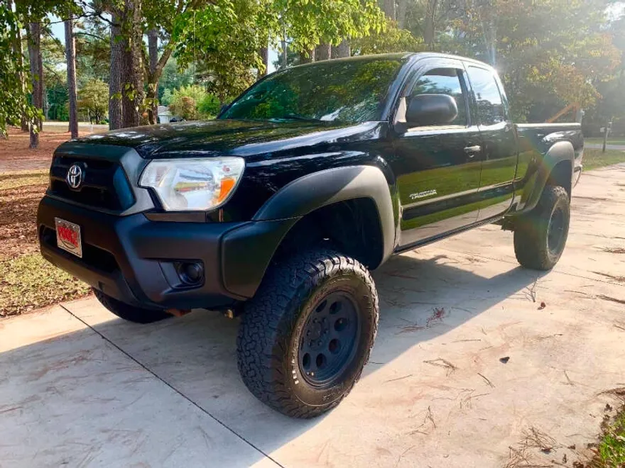 2012 Toyota Tacoma 4x4 Base Access Cab photo 1