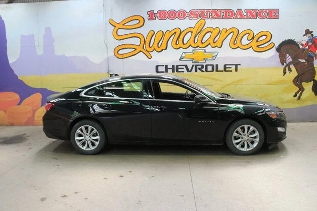 2019 Chevrolet Malibu 1LT photo 1