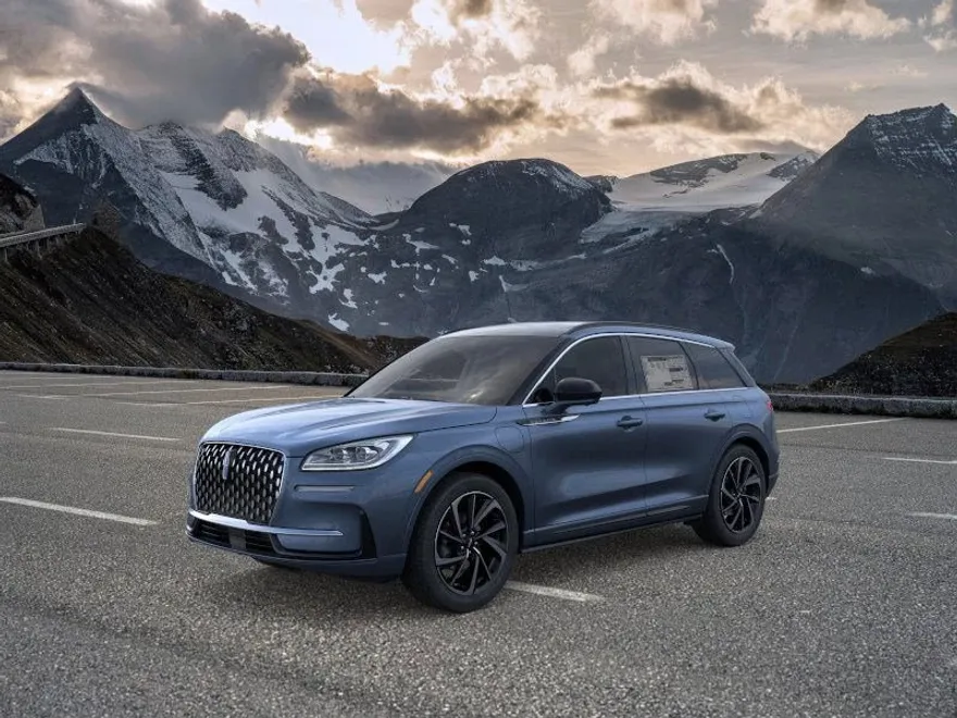 2025 Lincoln Corsair Grand Touring photo 1