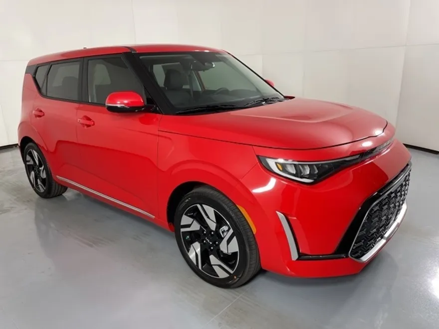 2025 Kia Soul GT-Line photo 1