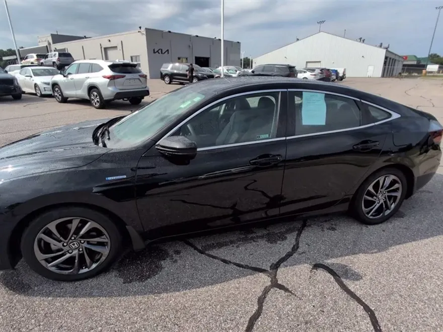 2022 Honda Insight EX photo 1