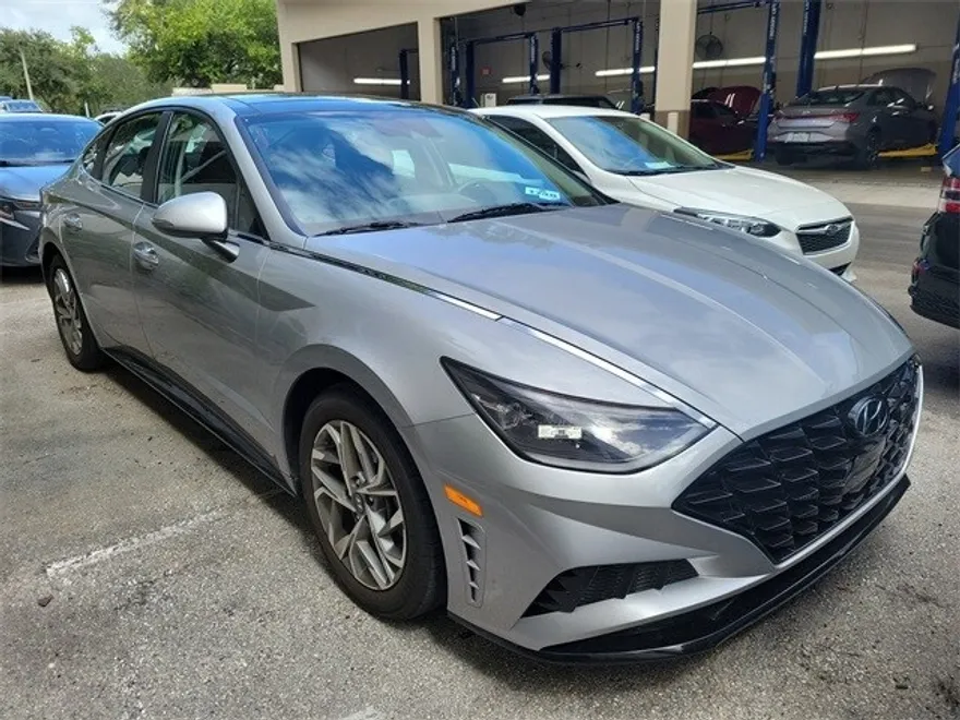 2023 Hyundai Sonata SEL Convenience N Line photo 1