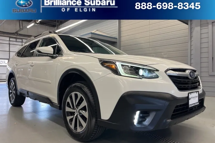 2020 Subaru Outback Premium photo 1