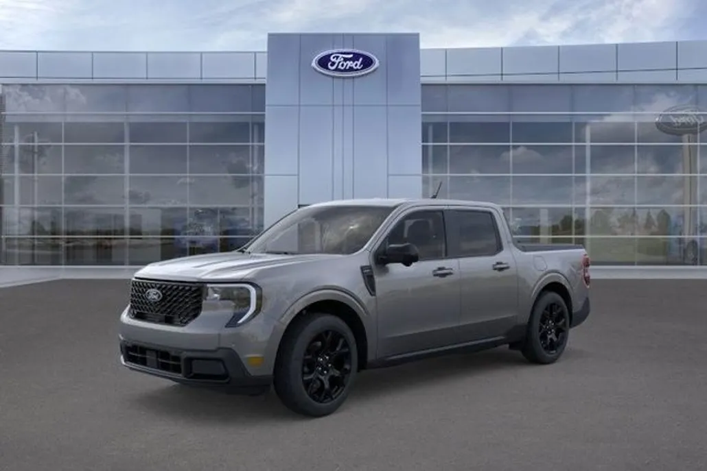 2025 Ford Maverick Lariat photo 1