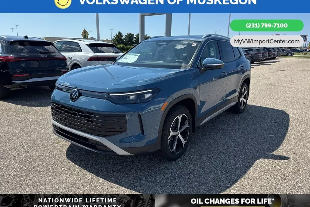 2025 Volkswagen Tiguan SE photo 1