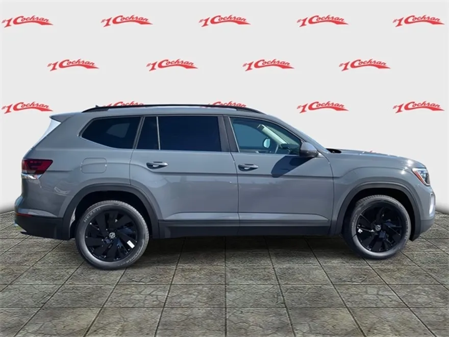 2026 Volkswagen Atlas SE Technology photo 1