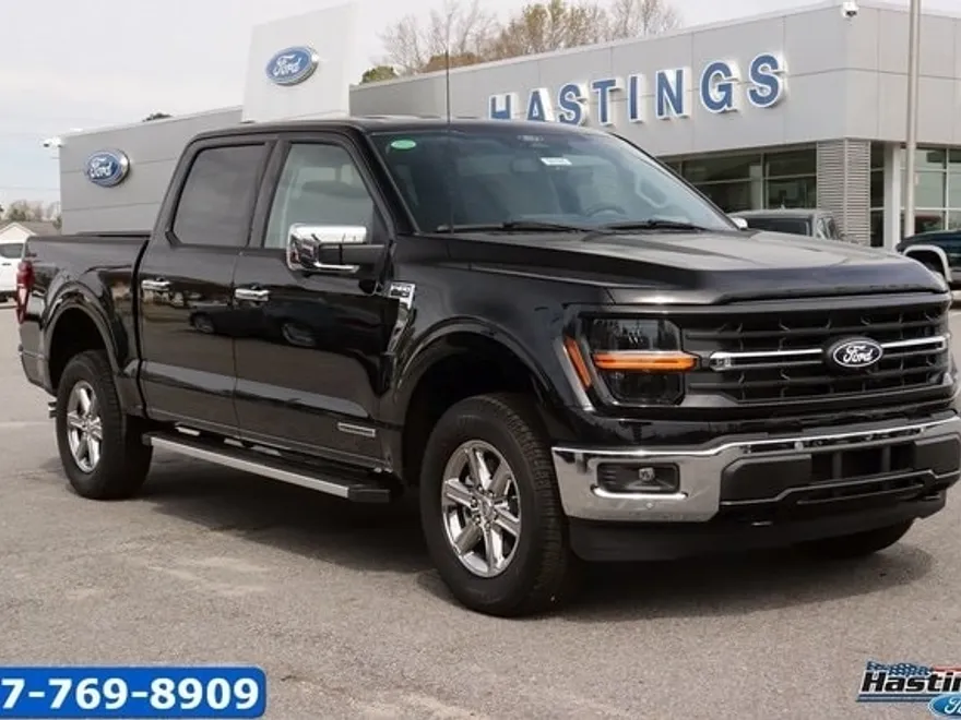 2025 Ford F-150 XLT photo 1