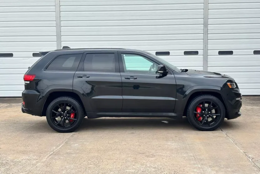 2016 Jeep Grand Cherokee Sport SRT8 Night photo 1