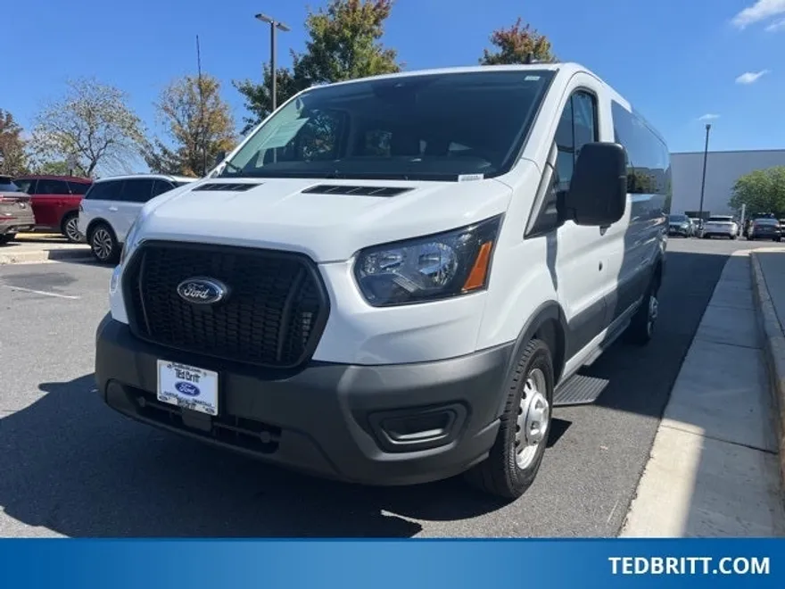 2023 Ford Transit photo 1