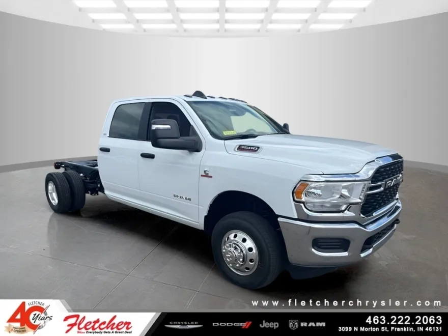 2024 Ram 3500 SLT photo 1