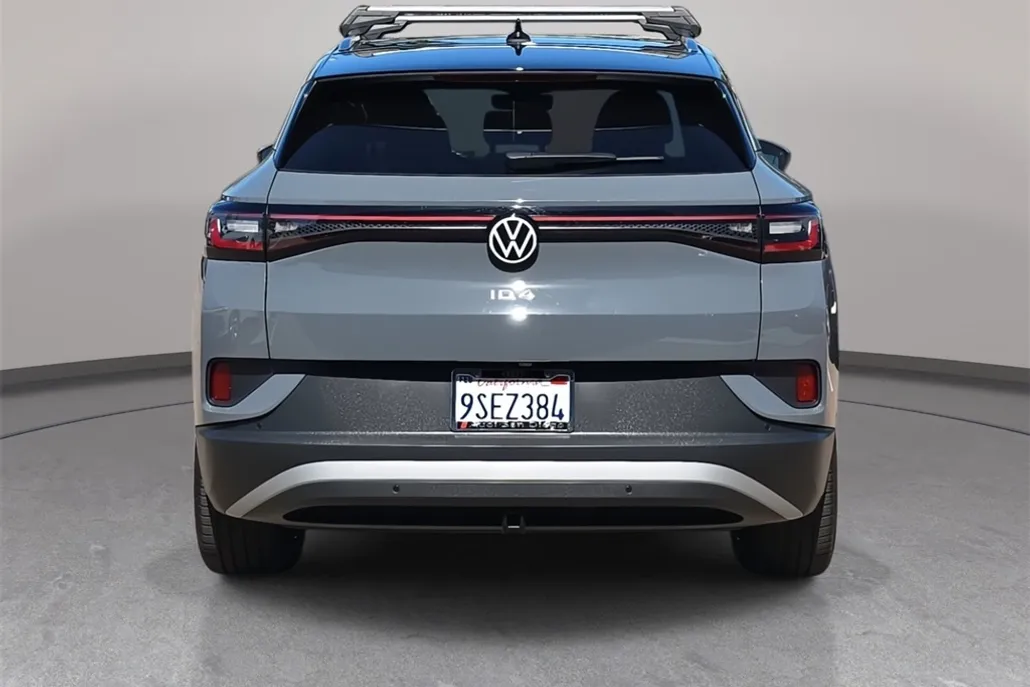 2023 Volkswagen ID.4 Pro Plus photo 1