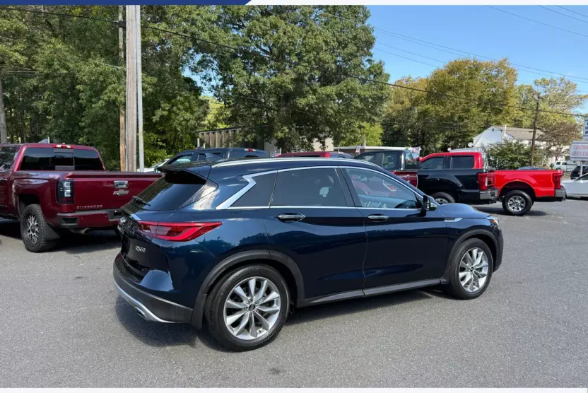 2019 Infiniti QX50 Essential SPORT photo 1