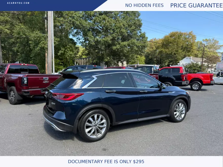 2019 Infiniti QX50 Essential SPORT photo 1