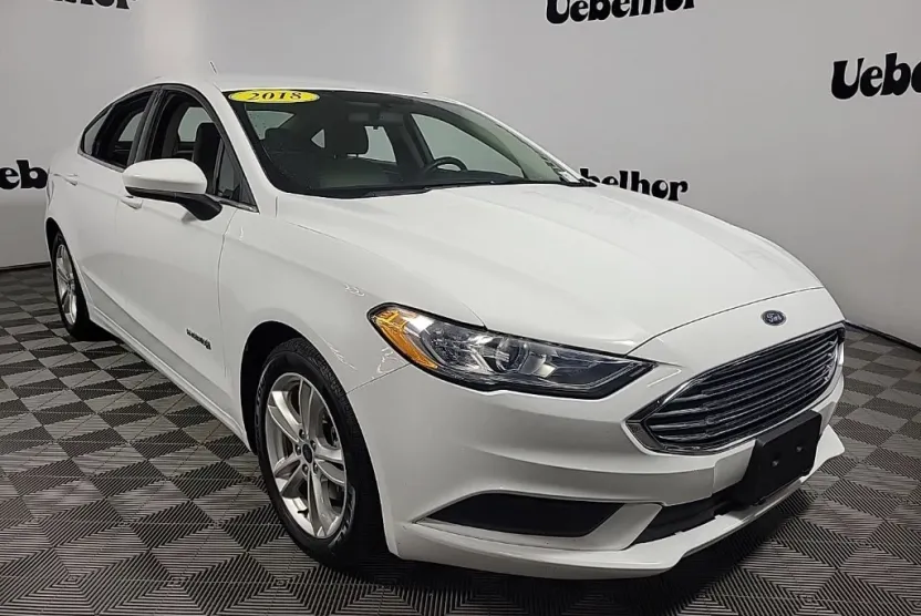 2018 Ford Fusion Hybrid S photo 1