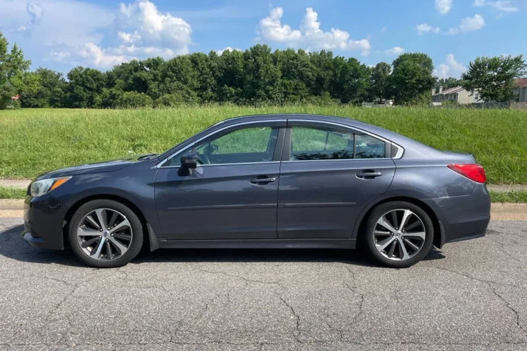 2015 Subaru Legacy Limited photo 1