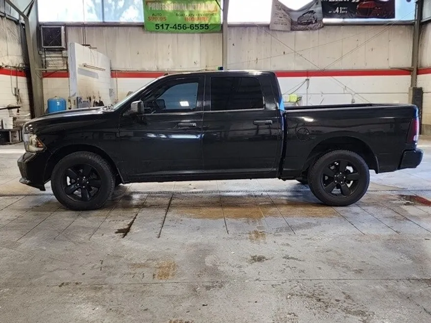 2014 Ram 1500 Tradesman Express photo 1