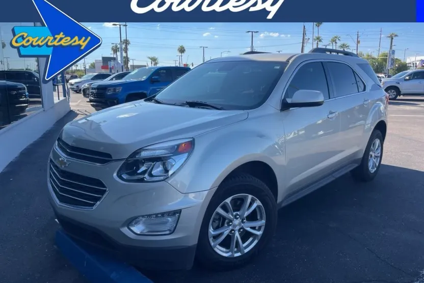 2016 Chevrolet Equinox LT photo 1