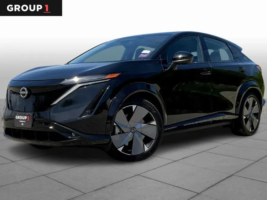 2024 Nissan ARIYA Platinum photo 1