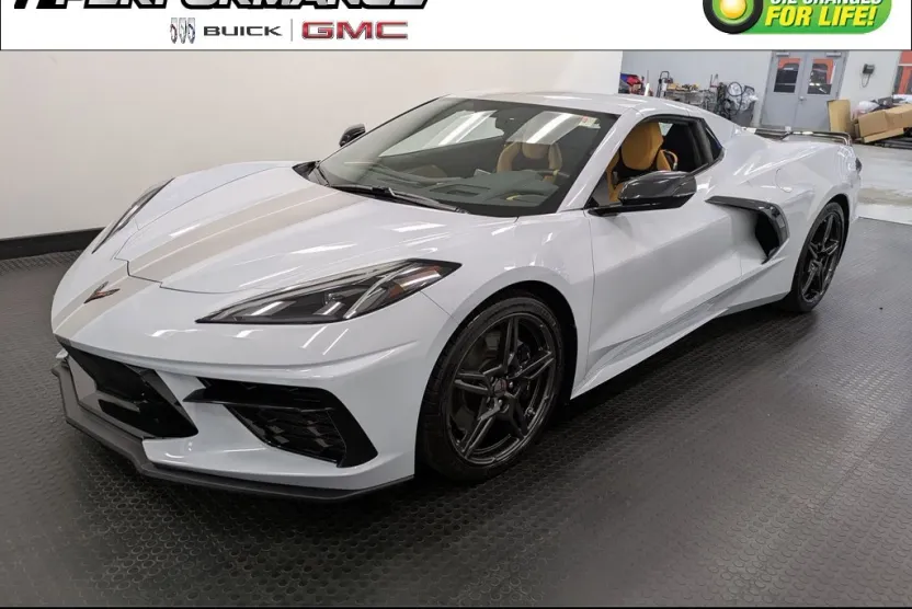 2023 Chevrolet Corvette Stingray 2LT Convertible photo 1