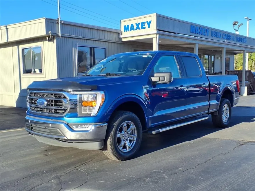 2023 Ford F-150 XLT photo 1