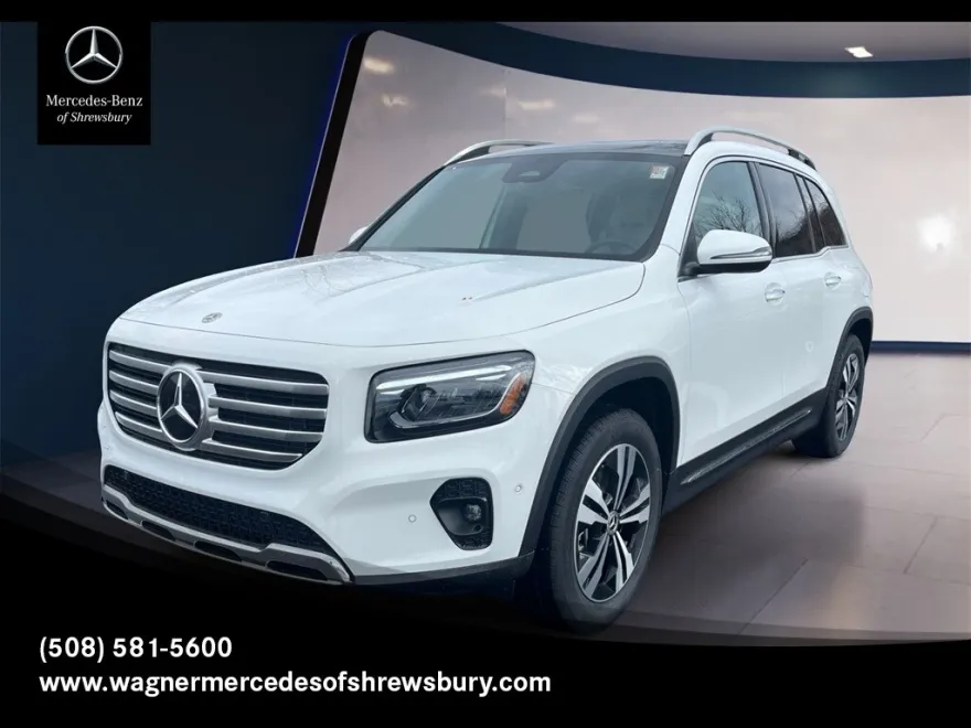 2025 Mercedes Benz GLB 250 4MATIC photo 1