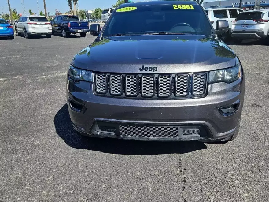2020 Jeep Grand Cherokee Altitude photo 1