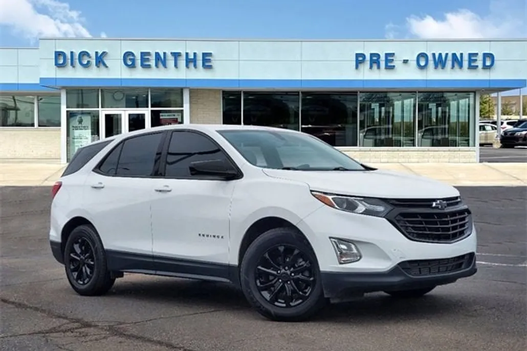 2019 Chevrolet Equinox LS photo 1