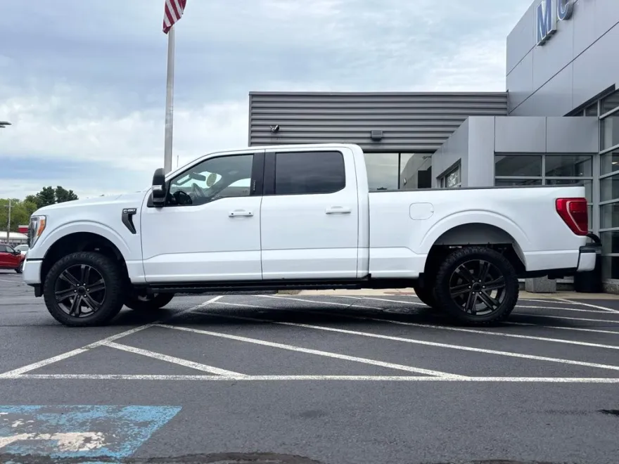2022 Ford F-150 XLT photo 1