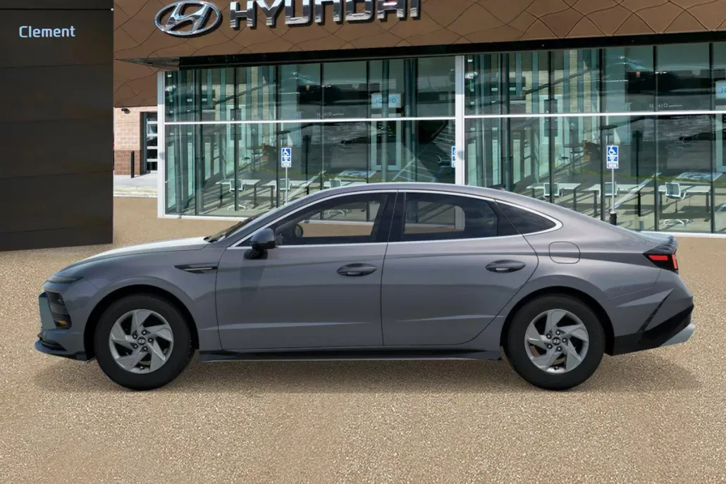 2026 Hyundai Sonata SE photo 1