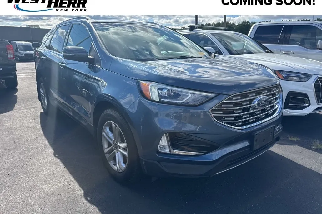 2019 Ford Edge SEL photo 1