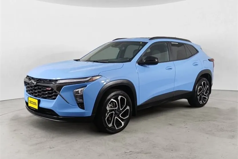 2024 Chevrolet Trax photo 1