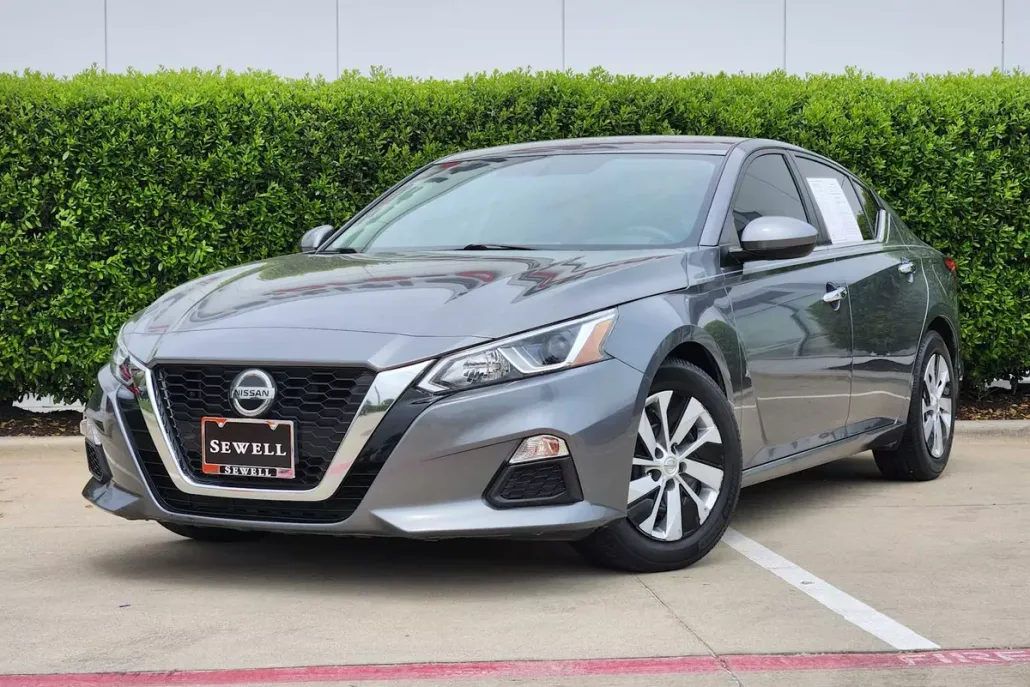 2019 Nissan Altima 2.5 S photo 1