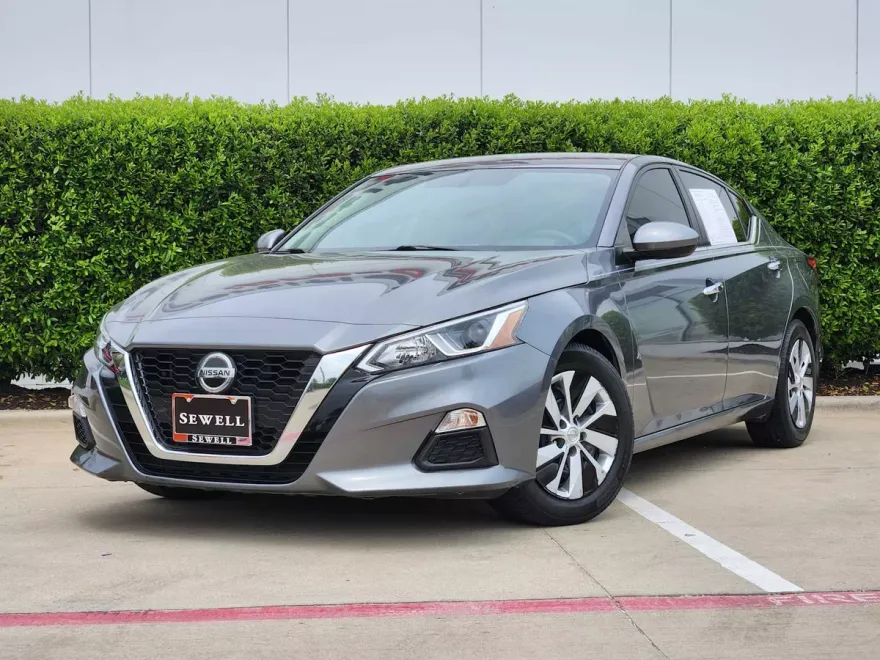 2019 Nissan Altima 2.5 S photo 1