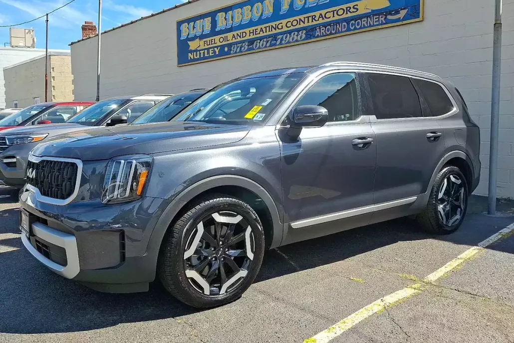 2024 Kia Telluride EX photo 1