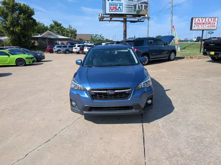 2018 Subaru Crosstrek 2.0i Premium photo 1