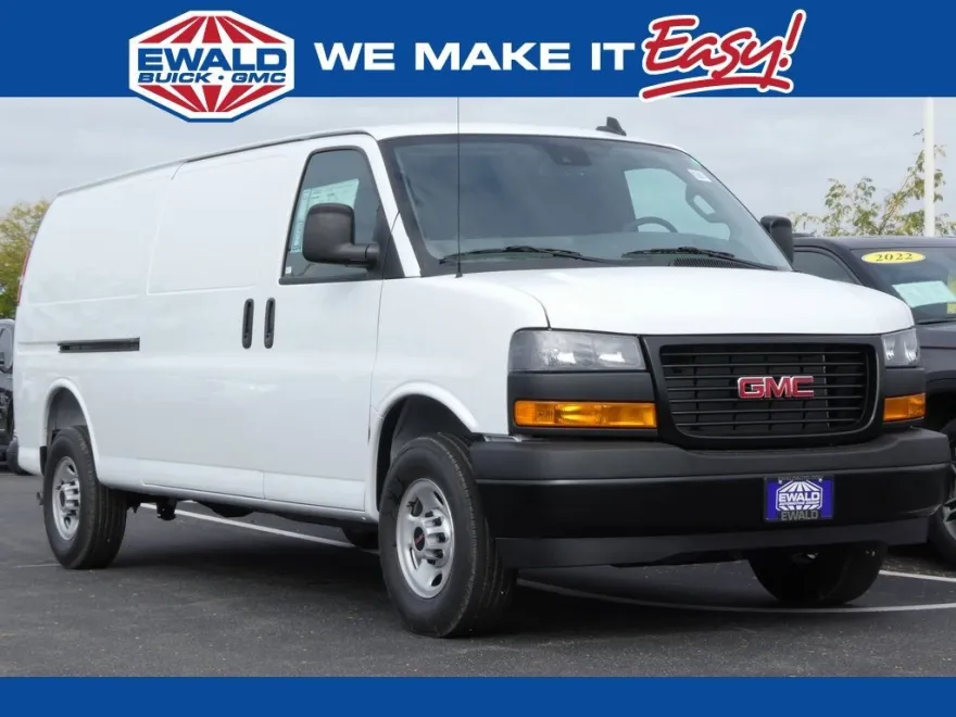 2025 Gmc Savana Cutaway 3500 photo 1