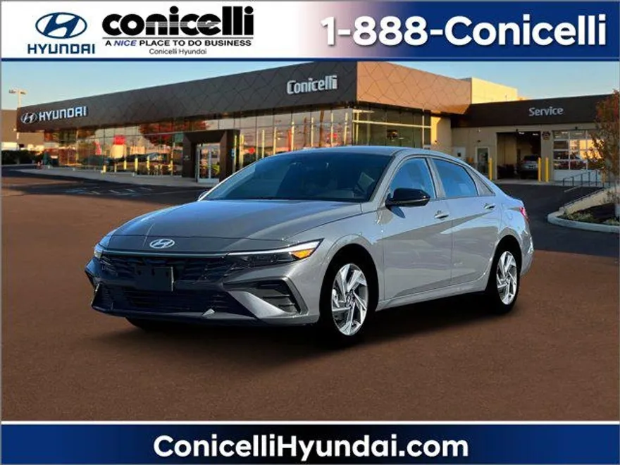 2025 Hyundai Elantra SEL Sport photo 1
