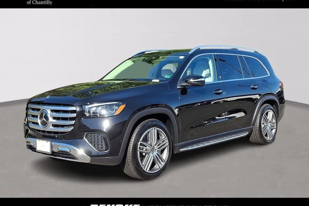 2026 Mercedes Benz GLS 450 4MATIC photo 1