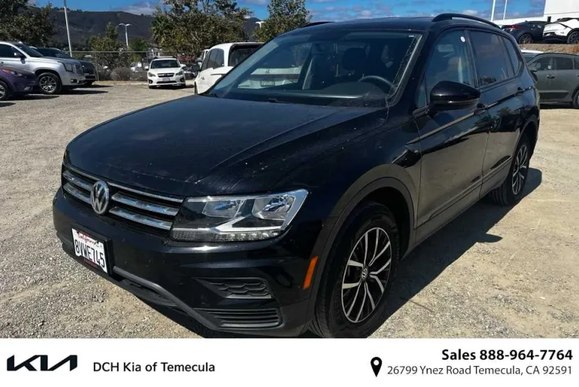 2021 Volkswagen Tiguan S photo 1