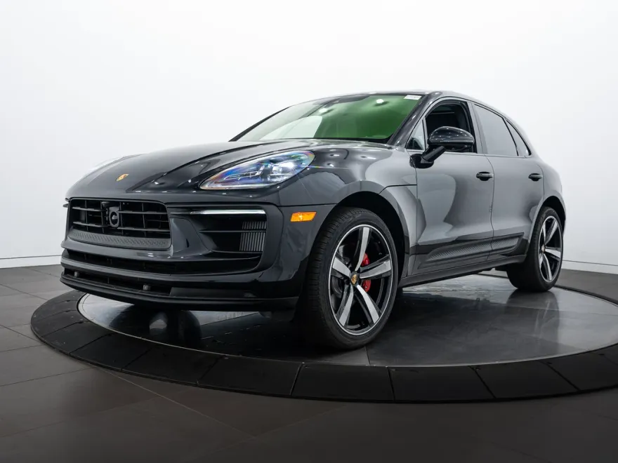 2025 Porsche Macan S photo 1