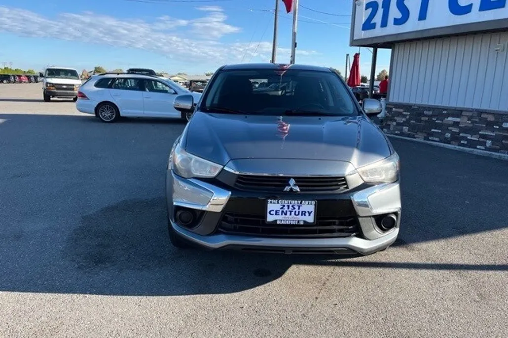 2016 Mitsubishi Outlander Sport SE ES photo 1