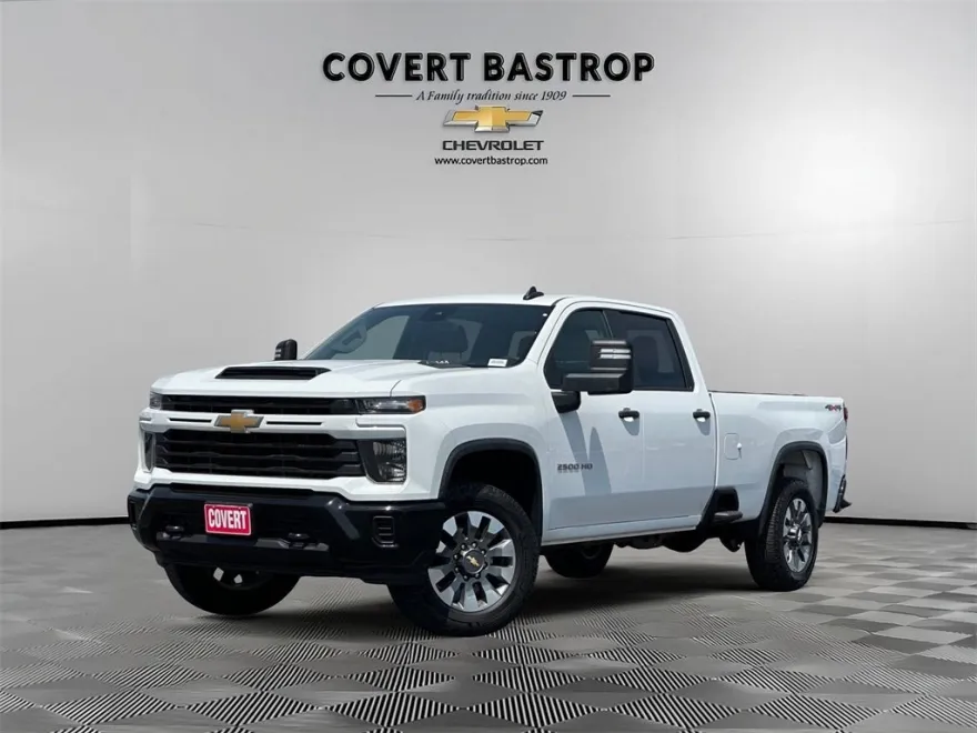 2024 Chevrolet Silverado 2500HD Custom photo 1