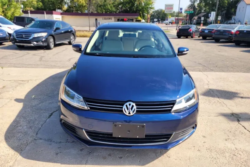 2014 Volkswagen Jetta SE photo 1