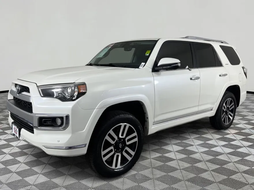 2018 Toyota 4Runner Limited photo 1