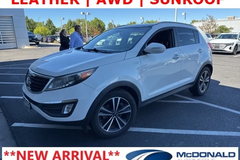 2016 Kia Sportage SX photo 1