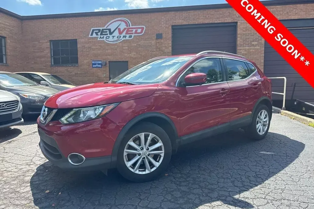 2017 Nissan Rogue Sport SV photo 1