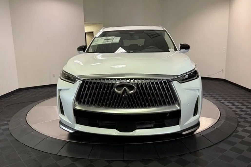 2026 Infiniti QX60 Luxe photo 1