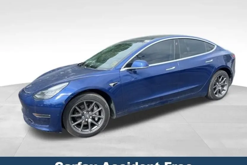 2020 Tesla Model 3 Long Range photo 1