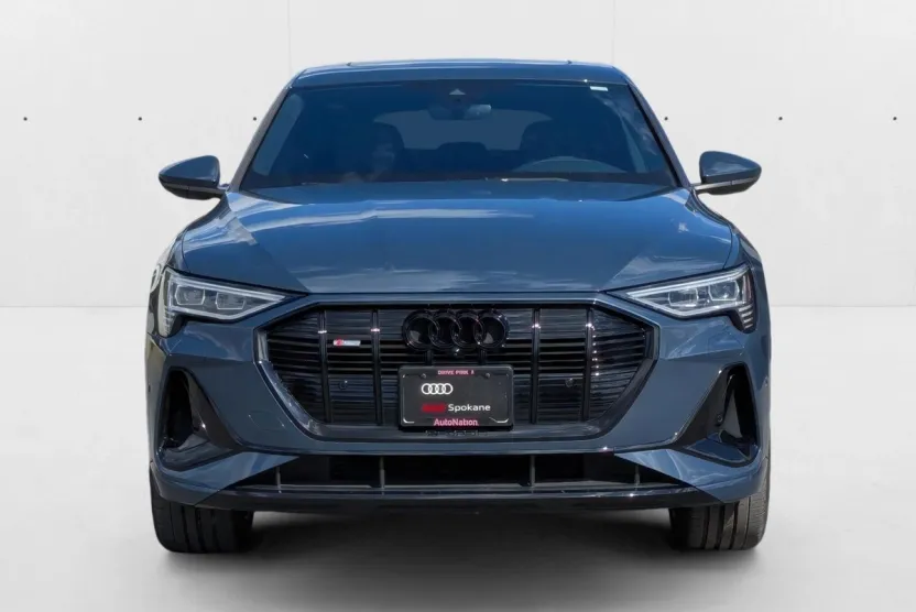 2023 Audi e-tron Sportback S line Premium Plus photo 1
