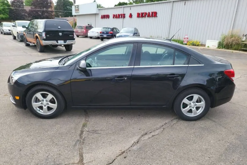 2014 Chevrolet Cruze photo 1